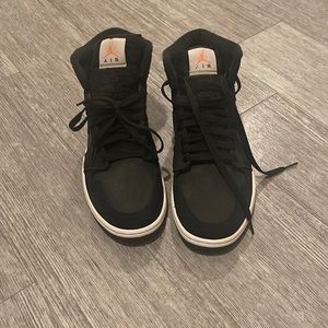 Black Air Jordan’s, size 9.5 Men’s, never worn